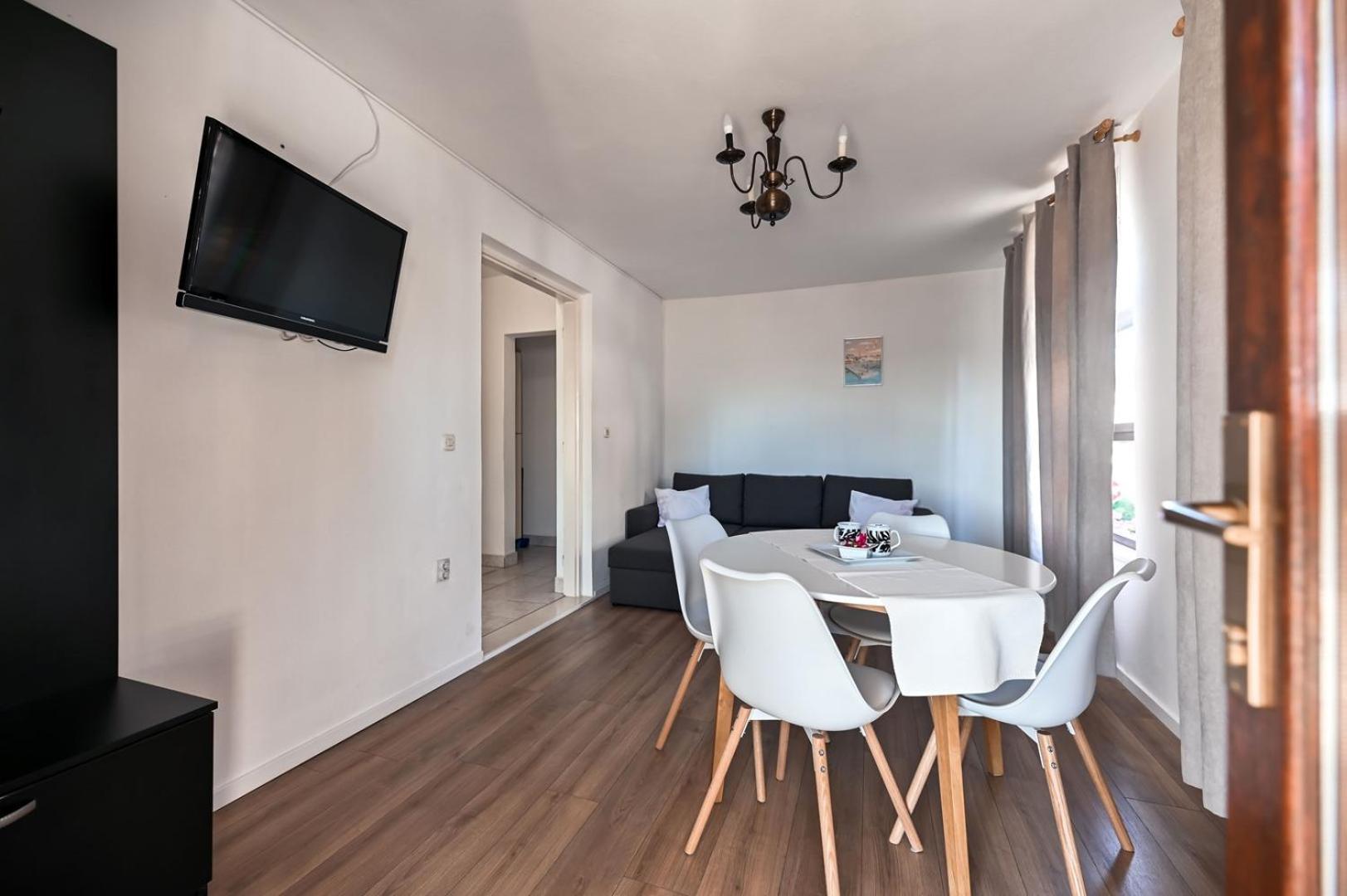 Apartment Rajna Biograd Na Moru Exterior photo
